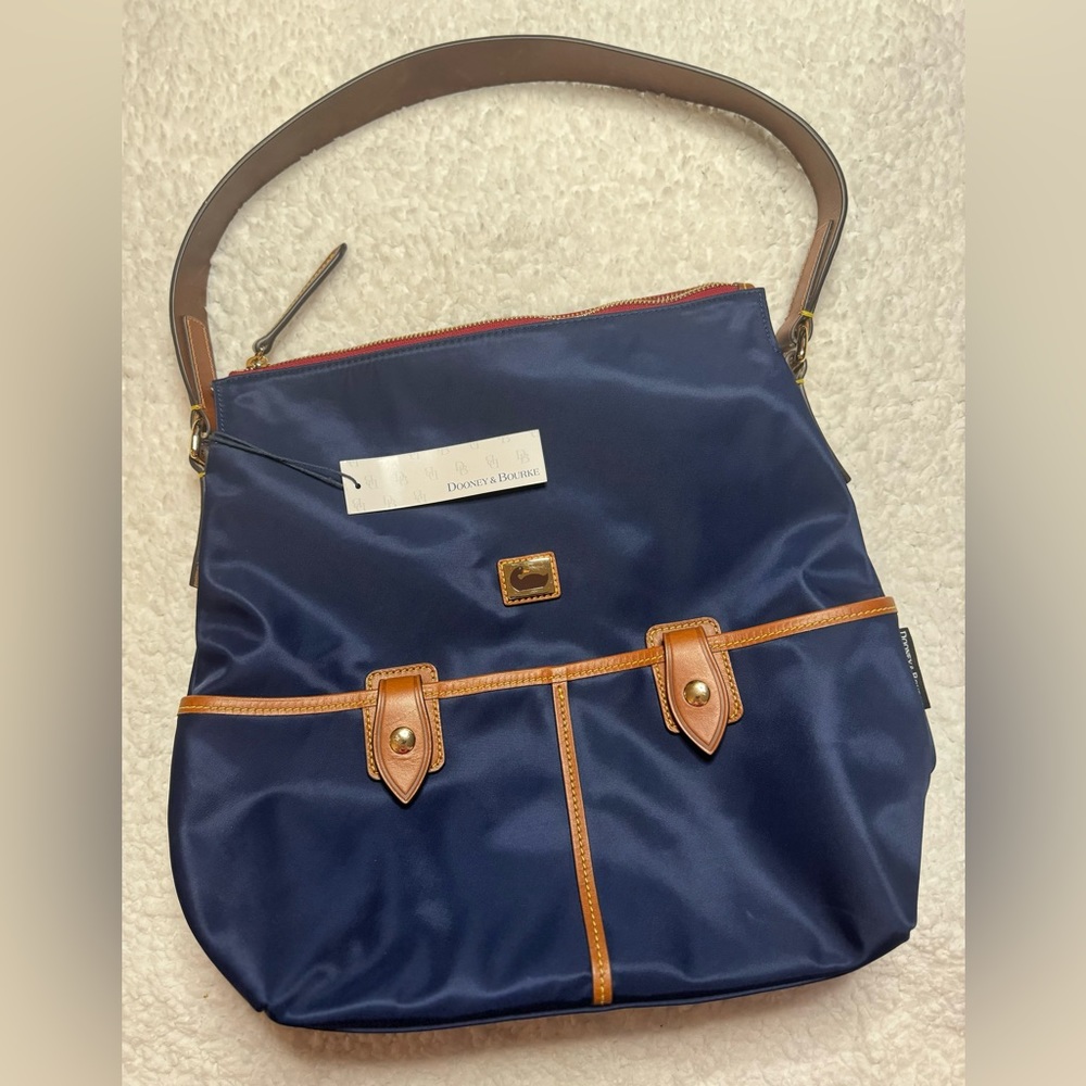NWT Vintage Dooney and bourke shoulder bag, blue nylon